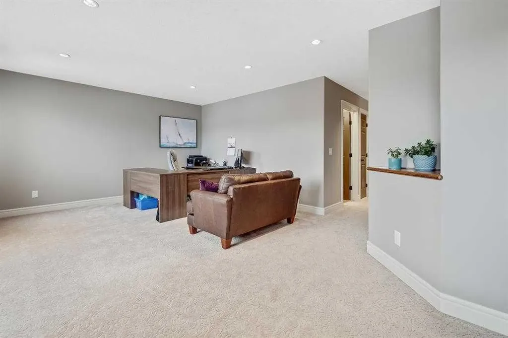 62 Copperleaf Terrace SE Calgary AB T2Z 0H9