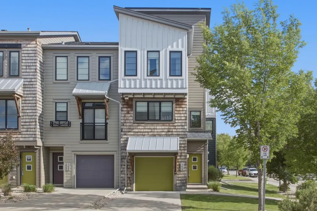 102 Walden Circle SE Calgary AB T2X 0Y4