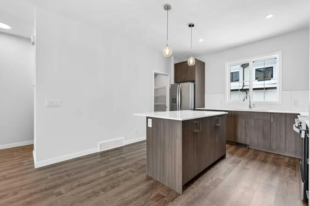 1750 Rangeview Drive SE Calgary AB T3S 0X3
