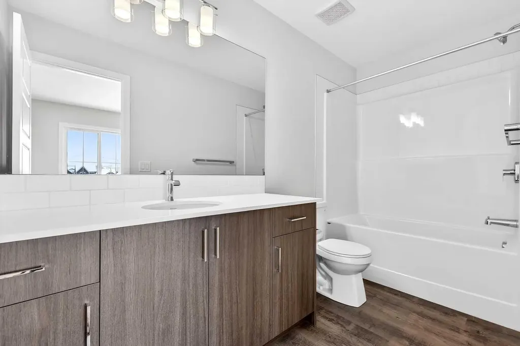 1750 Rangeview Drive SE Calgary AB T3S 0X3
