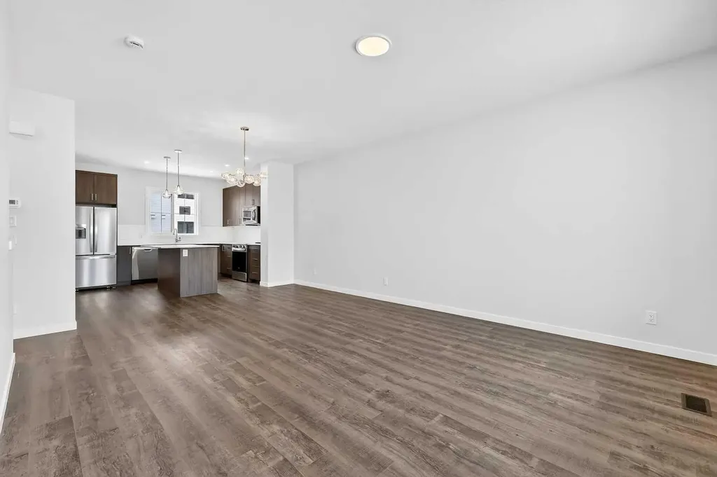 1750 Rangeview Drive SE Calgary AB T3S 0X3