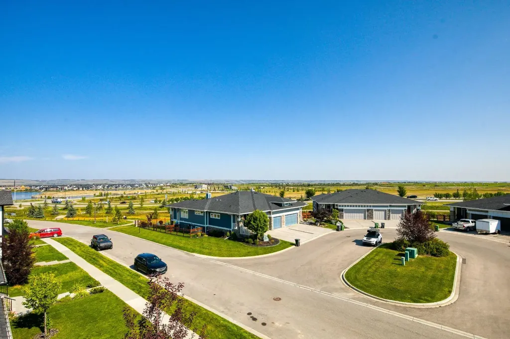 37 Cattail Run Rural Rocky View County AB T3Z 0C9