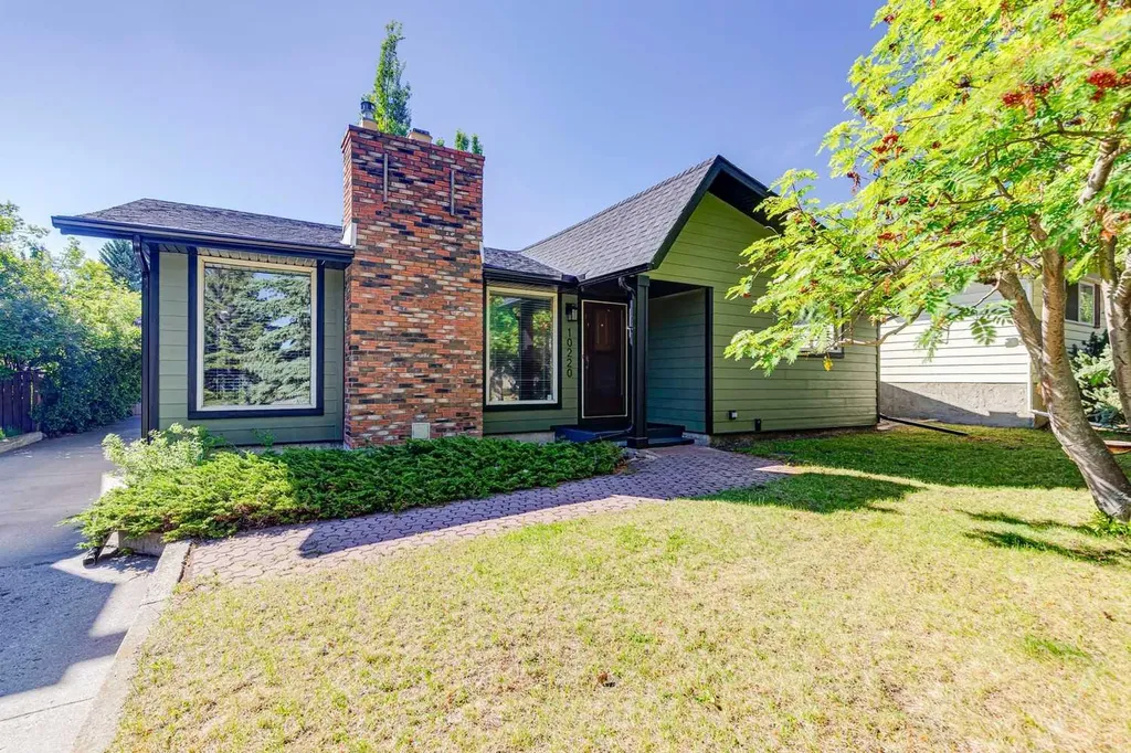 10220 Brookpark Boulevard SW Calgary AB T2W 2P7