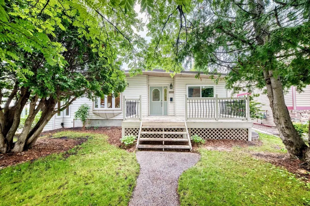 3721 44a Avenue Red Deer AB T4N 3K5
