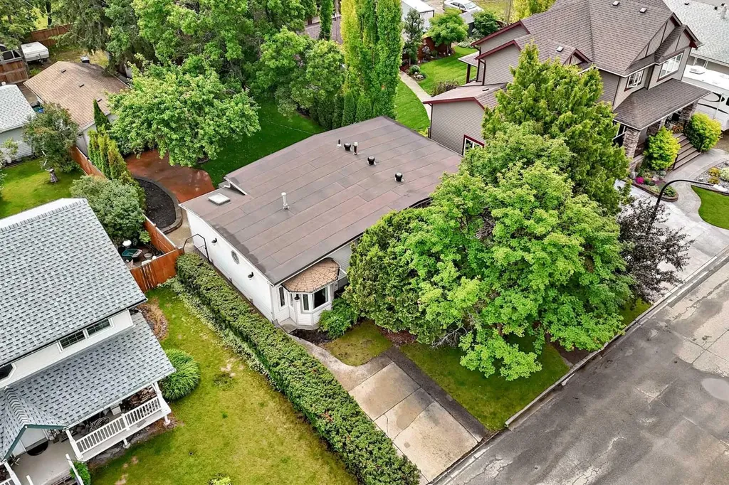 3721 44a Avenue Red Deer AB T4N 3K5