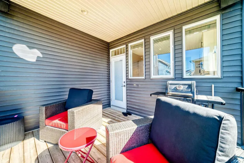 209 Sandpiper Boulevard Chestermere AB T1X 0V4