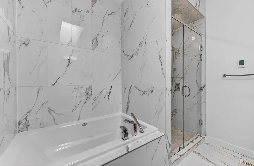 935 Regal Crescent NE Calgary AB T2E 5G8