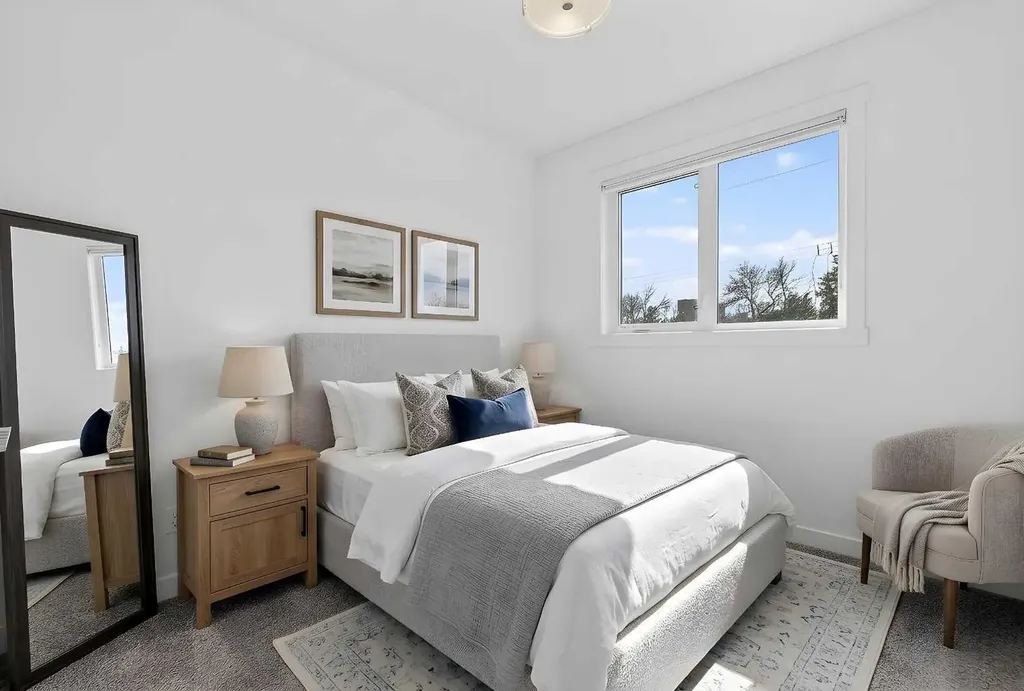 935 Regal Crescent NE Calgary AB T2E 5G8
