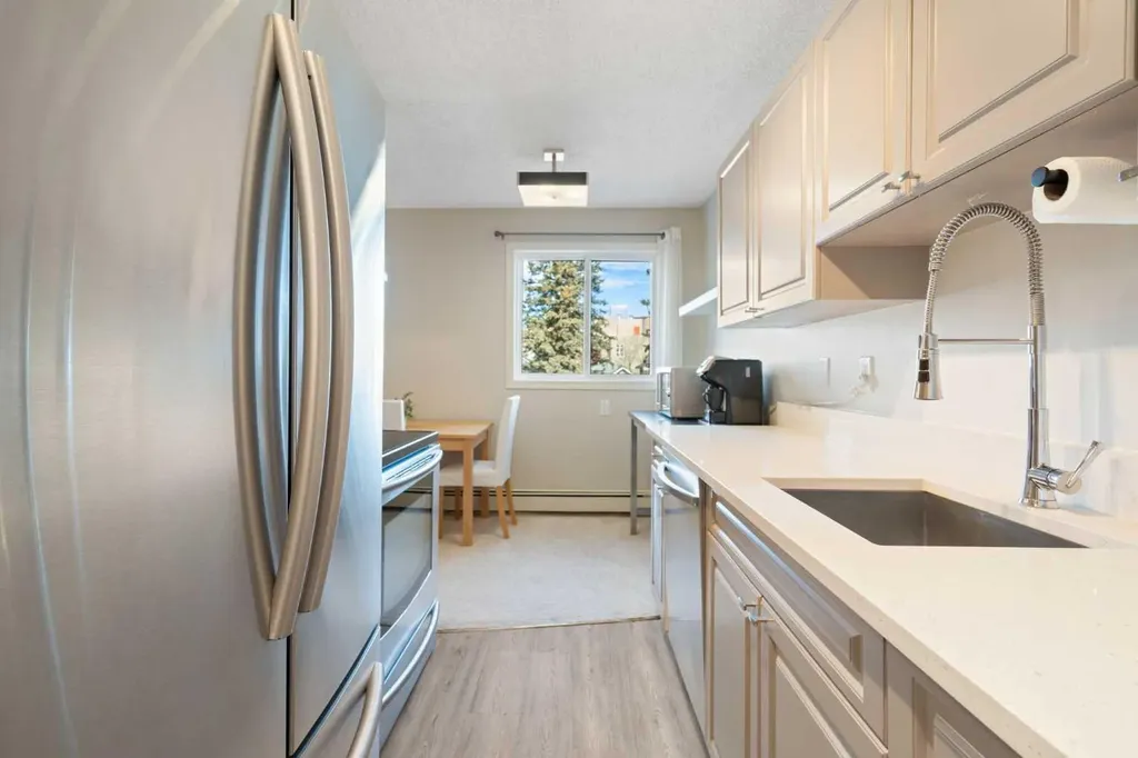 305 25 Avenue SW Calgary AB T2S 0L3
