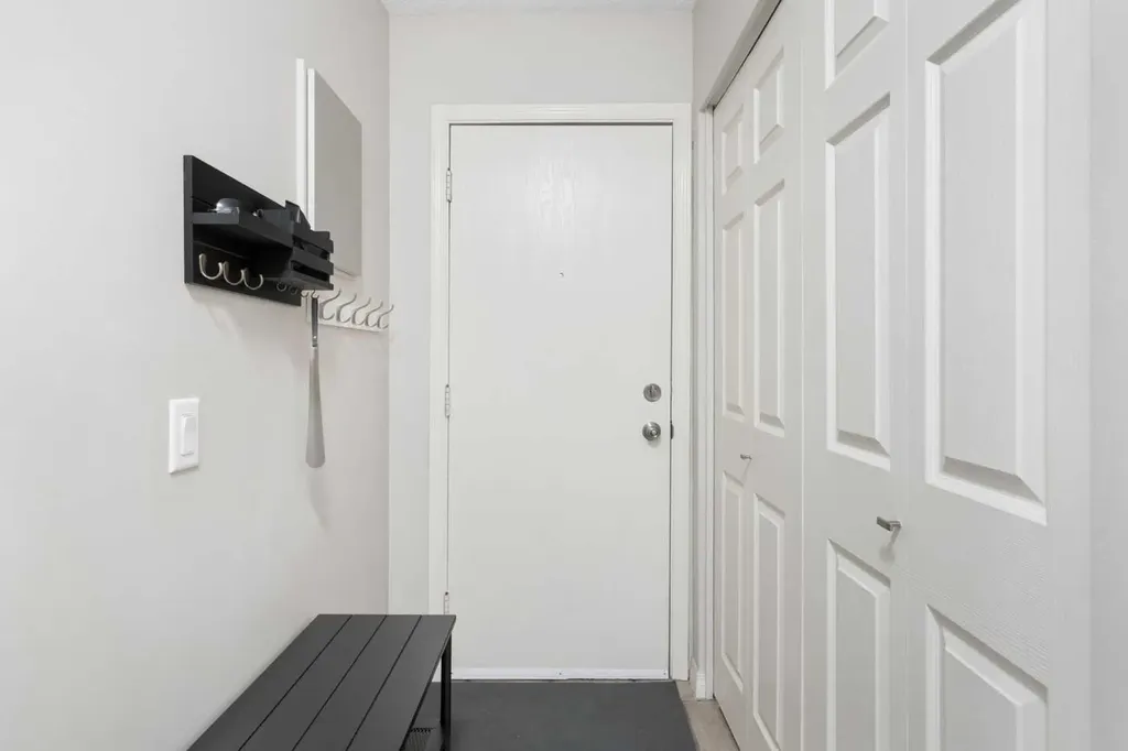 305 25 Avenue SW Calgary AB T2S 0L3