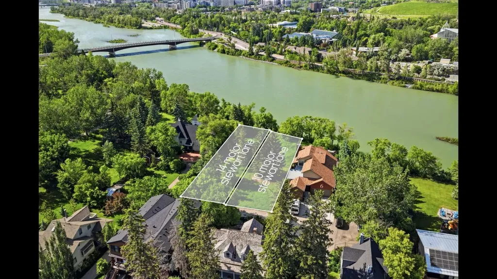 10 Major Stewart Lane SE Calgary AB T2G 5R6