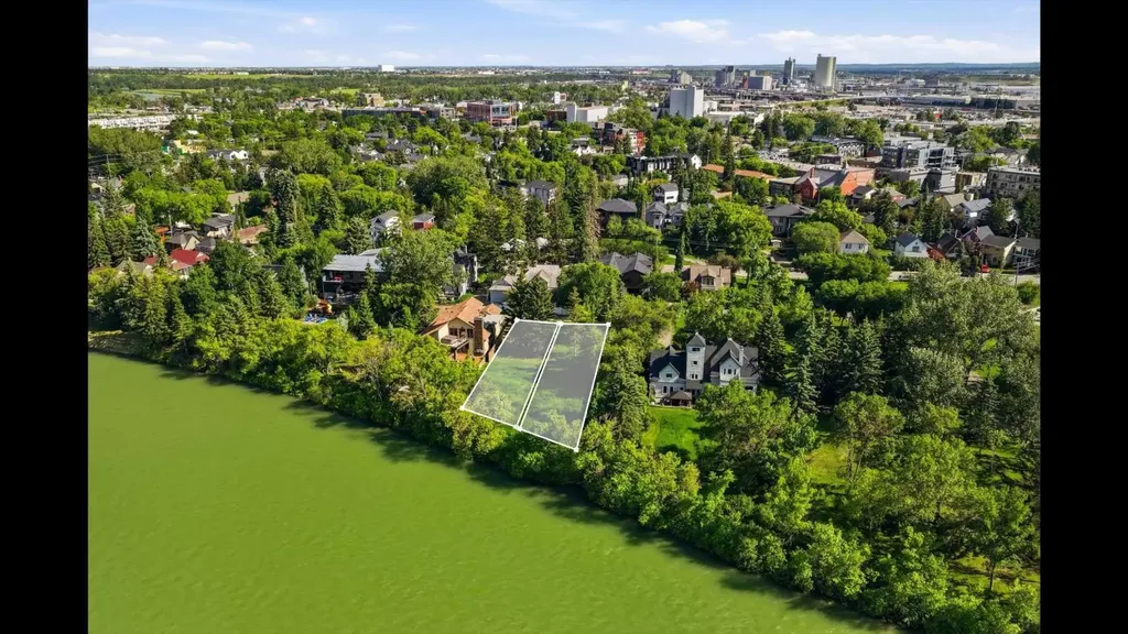 10 Major Stewart Lane SE Calgary AB T2G 5R6