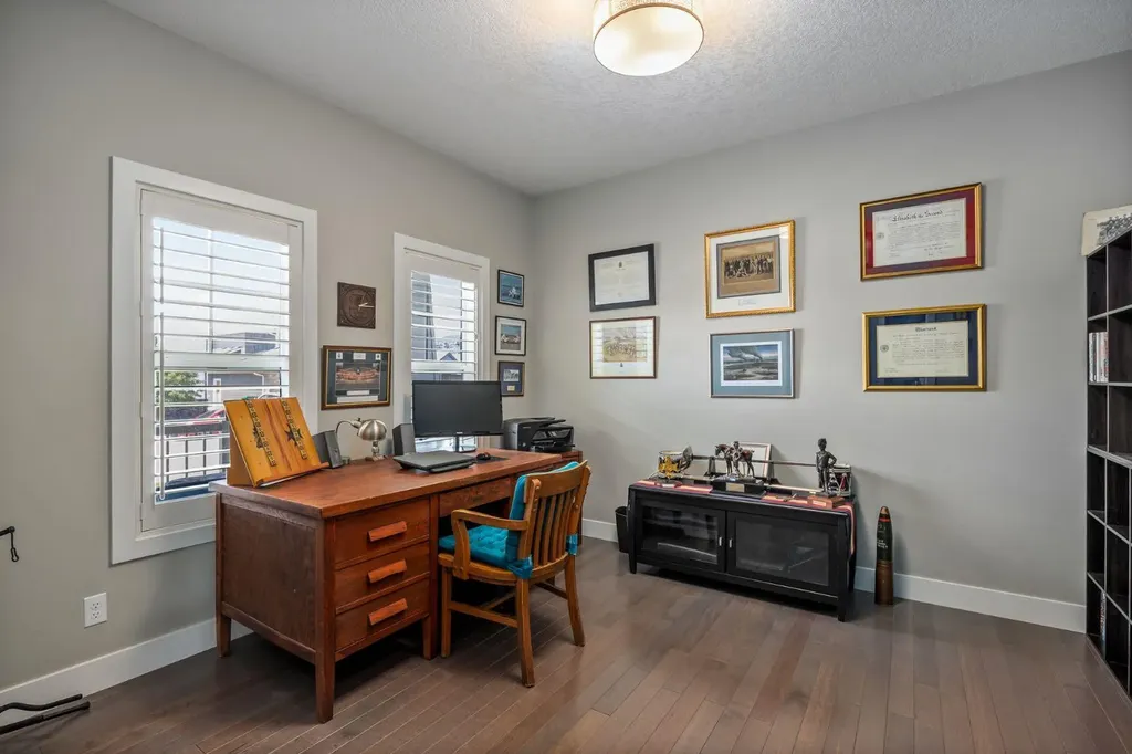 1213 Hillcrest Manor Estates Strathmore AB T1P 0B9