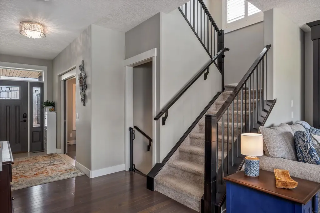 1213 Hillcrest Manor Estates Strathmore AB T1P 0B9
