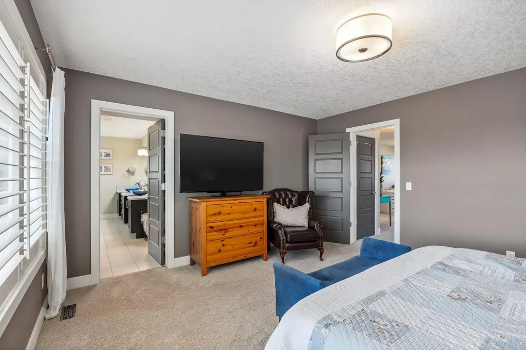 1213 Hillcrest Manor Estates Strathmore AB T1P 0B9