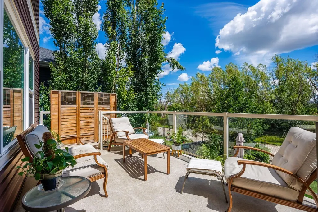 1213 Hillcrest Manor Estates Strathmore AB T1P 0B9
