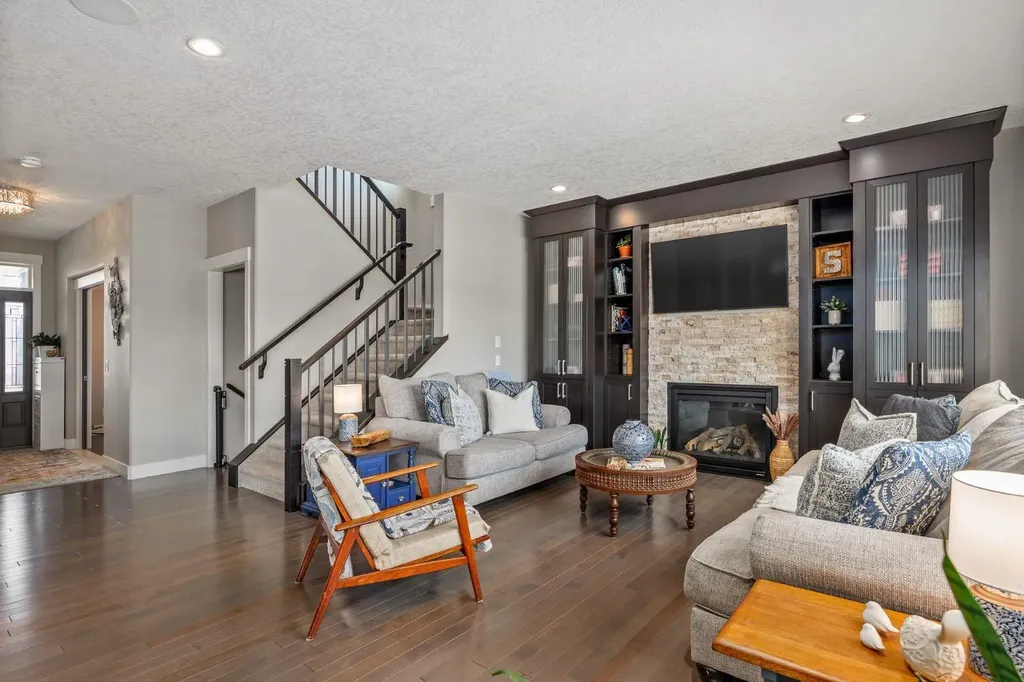 1213 Hillcrest Manor Estates Strathmore AB T1P 0B9