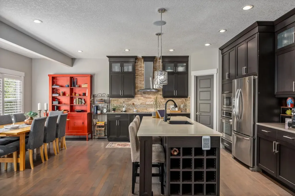 1213 Hillcrest Manor Estates Strathmore AB T1P 0B9