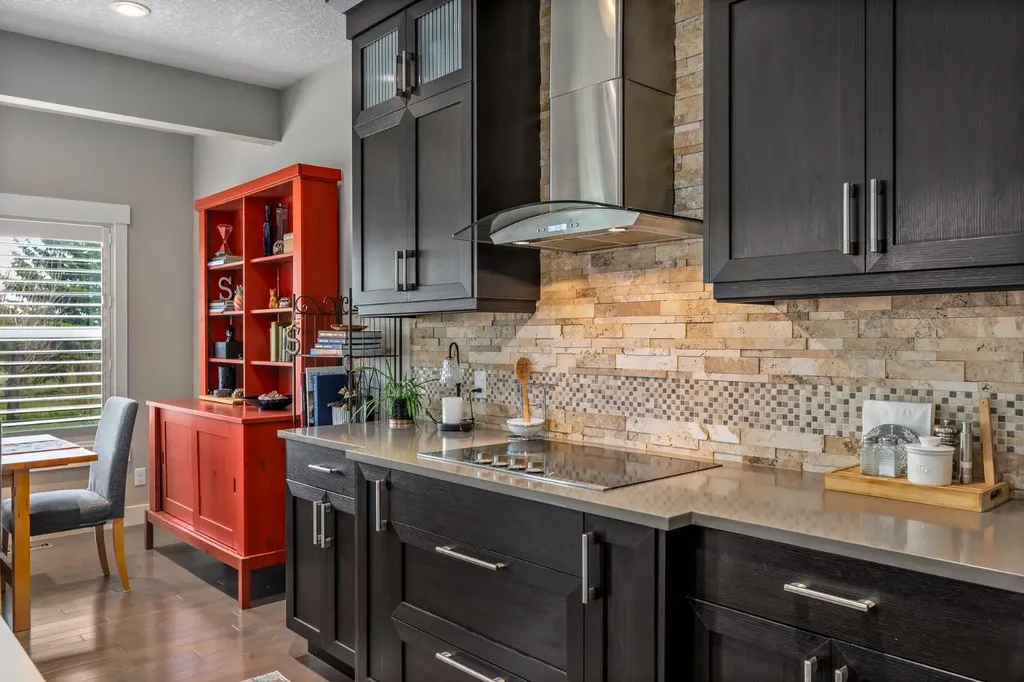 1213 Hillcrest Manor Estates Strathmore AB T1P 0B9