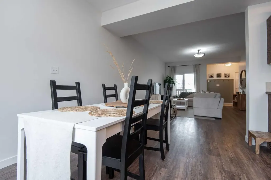 125 Winston Place Blackfalds AB T4M 0K9