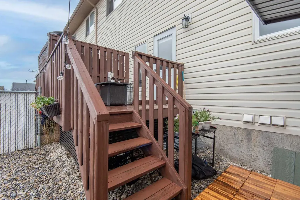 125 Winston Place Blackfalds AB T4M 0K9