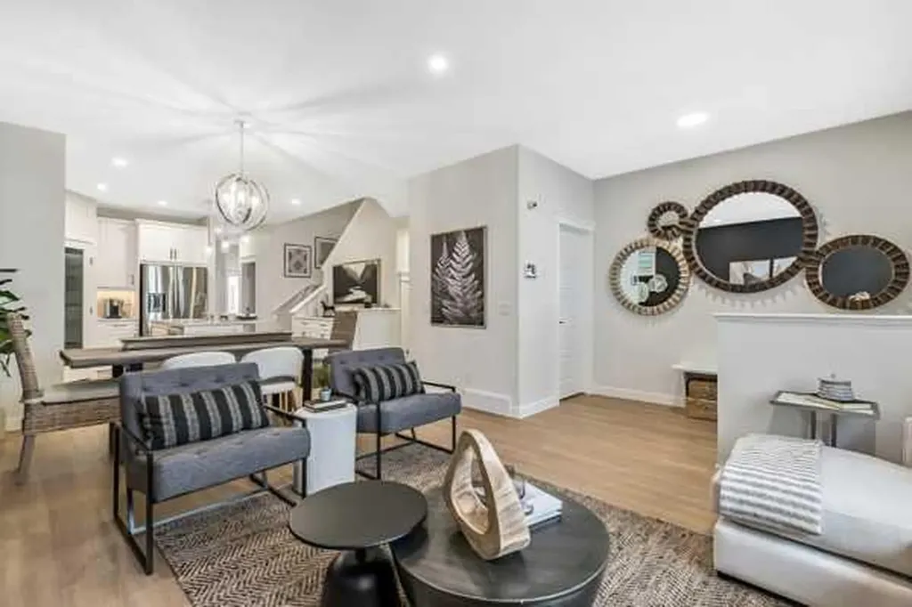 1324 Alpine Avenue SW Calgary AB T2Y1H8