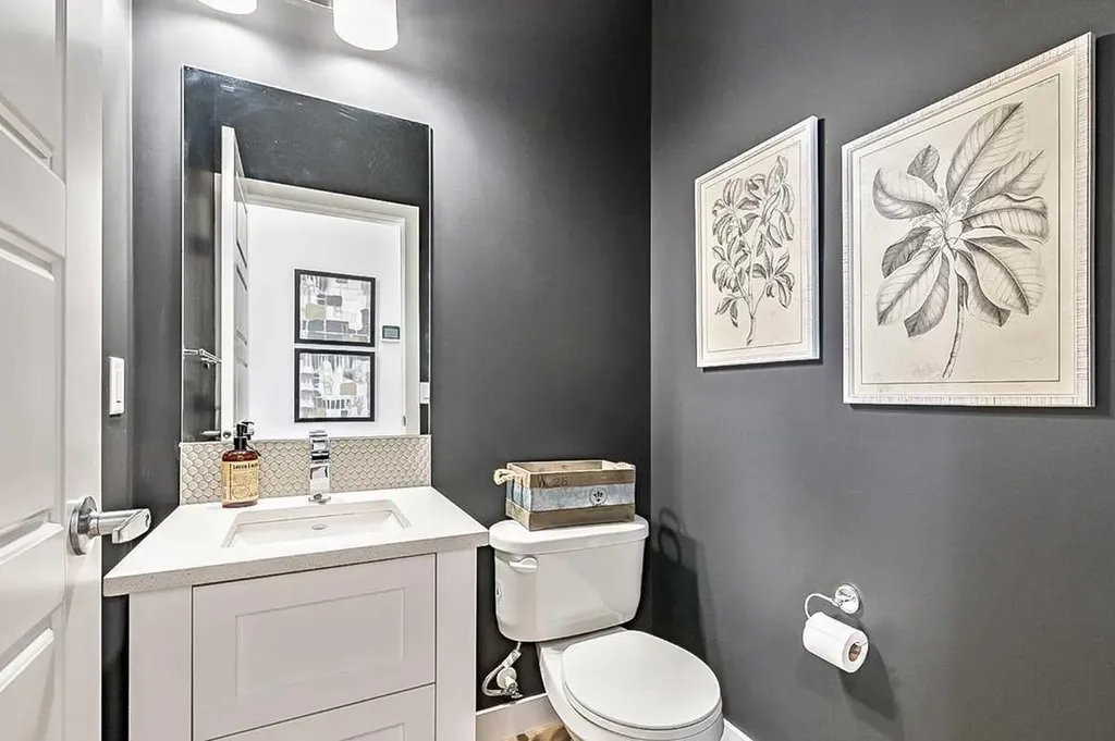 1324 Alpine Avenue SW Calgary AB T2Y1H8