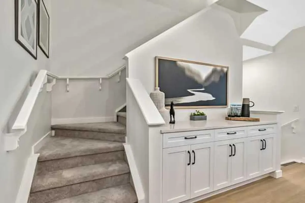 1324 Alpine Avenue SW Calgary AB T2Y1H8