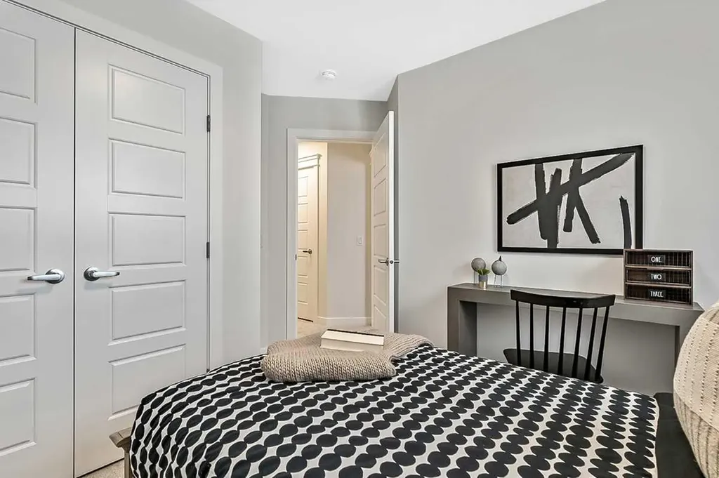 1324 Alpine Avenue SW Calgary AB T2Y1H8