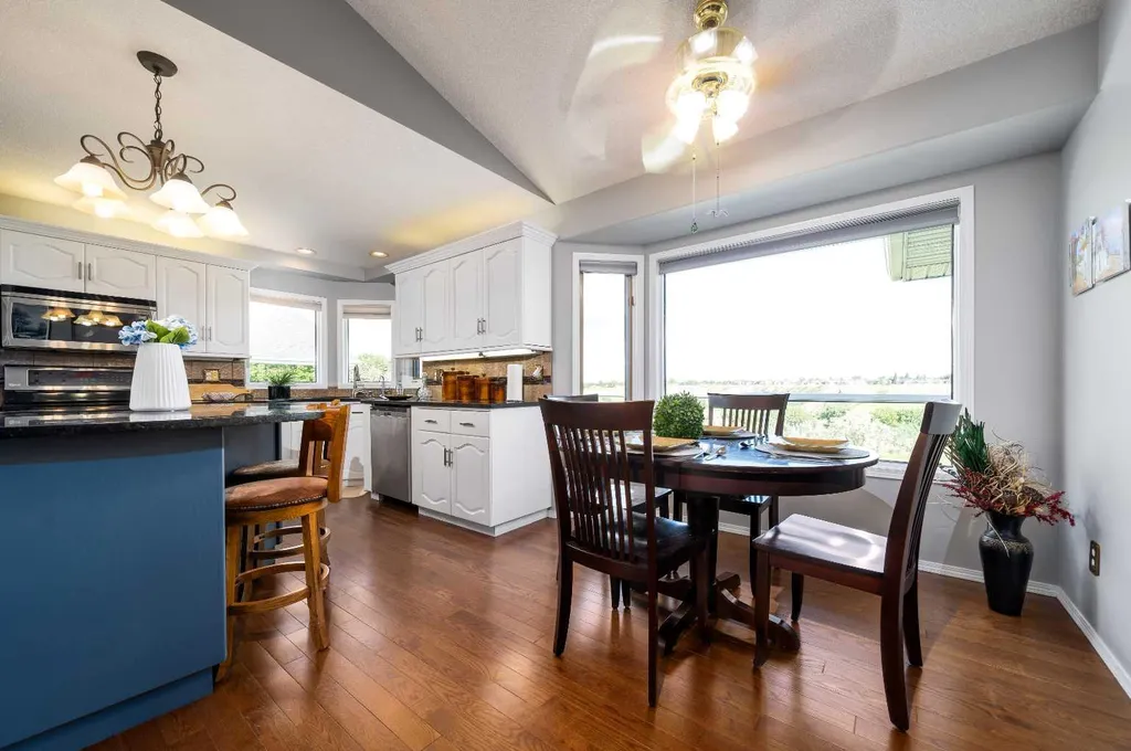 3023 Cottonwood Way SW Medicine Hat AB T1B 4J6