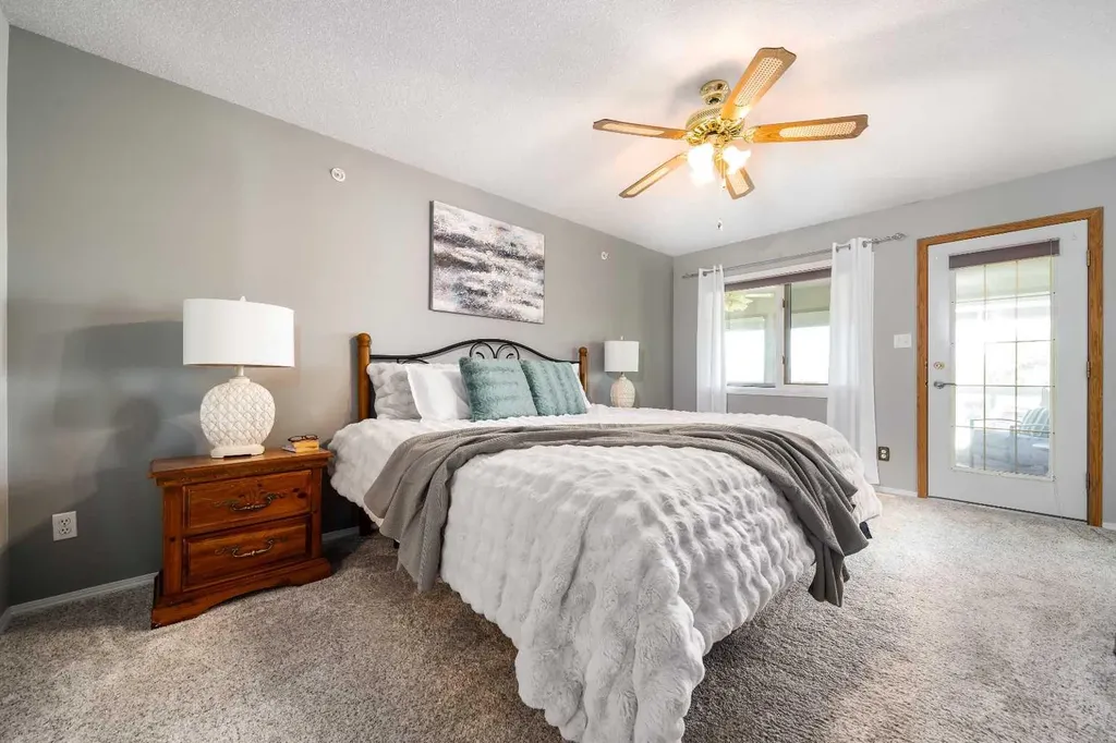 3023 Cottonwood Way SW Medicine Hat AB T1B 4J6