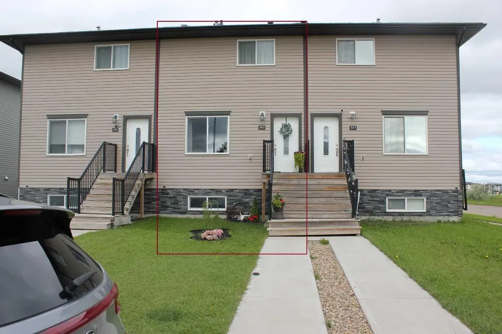 345 17 Street E Brooks AB T1R 1R3