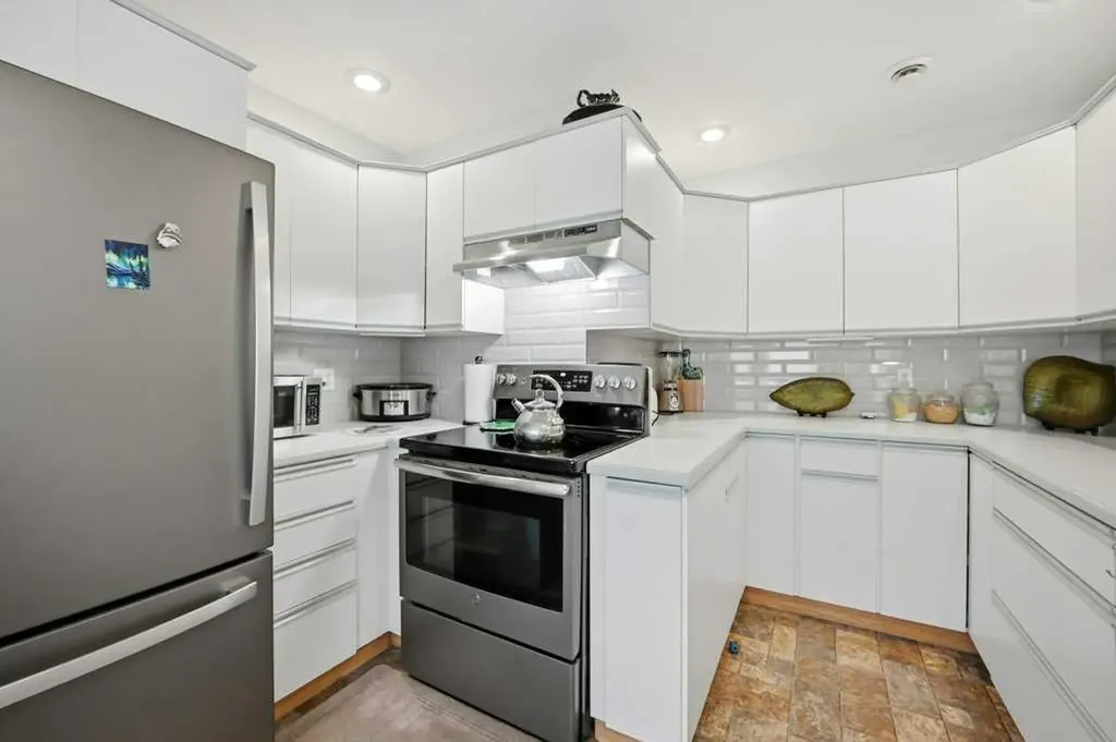 223B 3 Street SW Sundre AB T0M 1X0