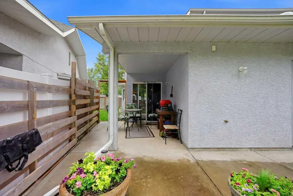 223B 3 Street SW Sundre AB T0M 1X0