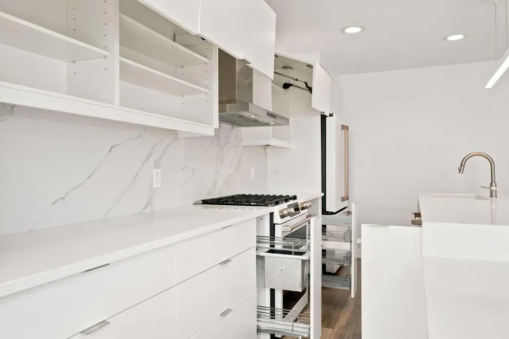 55 New Brighton Drive SE Calgary AB T2Z 4B2