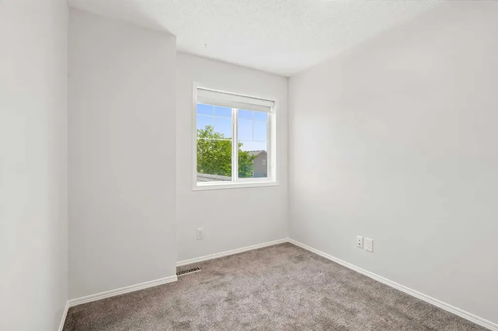 55 New Brighton Drive SE Calgary AB T2Z 4B2