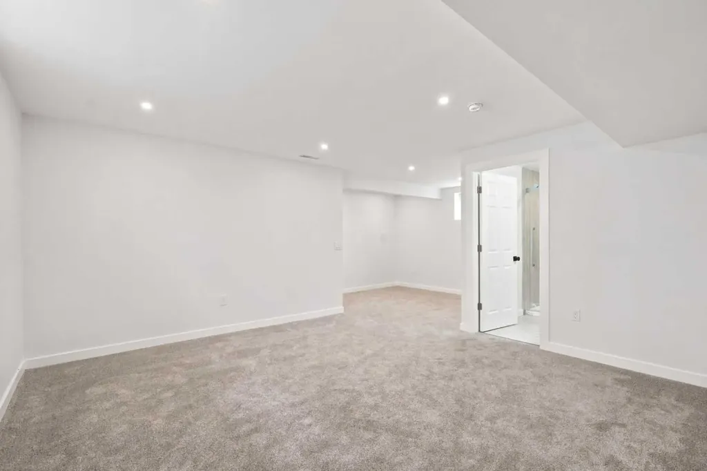 55 New Brighton Drive SE Calgary AB T2Z 4B2