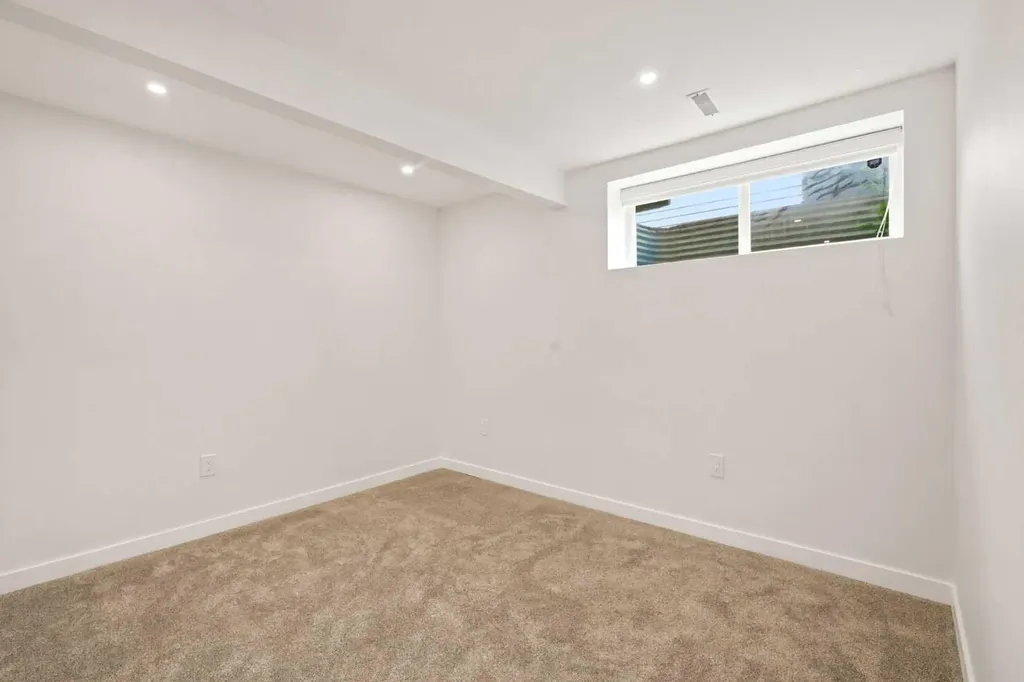 55 New Brighton Drive SE Calgary AB T2Z 4B2