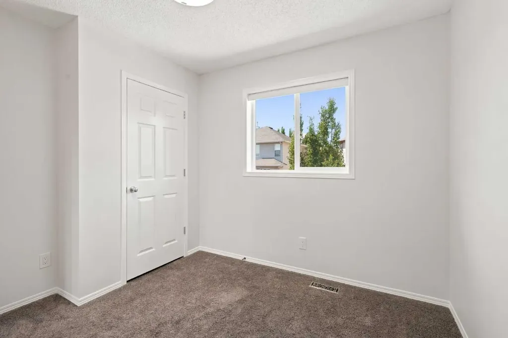 55 New Brighton Drive SE Calgary AB T2Z 4B2