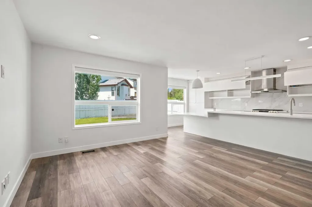55 New Brighton Drive SE Calgary AB T2Z 4B2