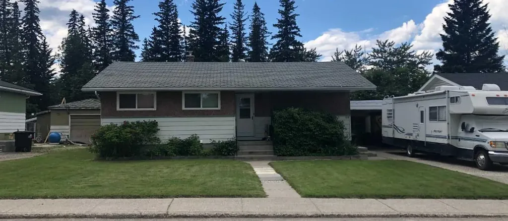118 Dorin Drive Hinton AB T7V 1B8