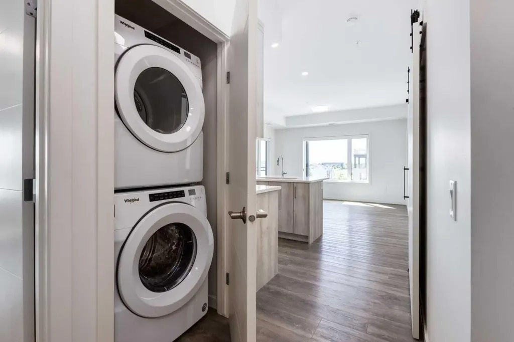 24 Mahogany Path SE Calgary AB T3M 3H6