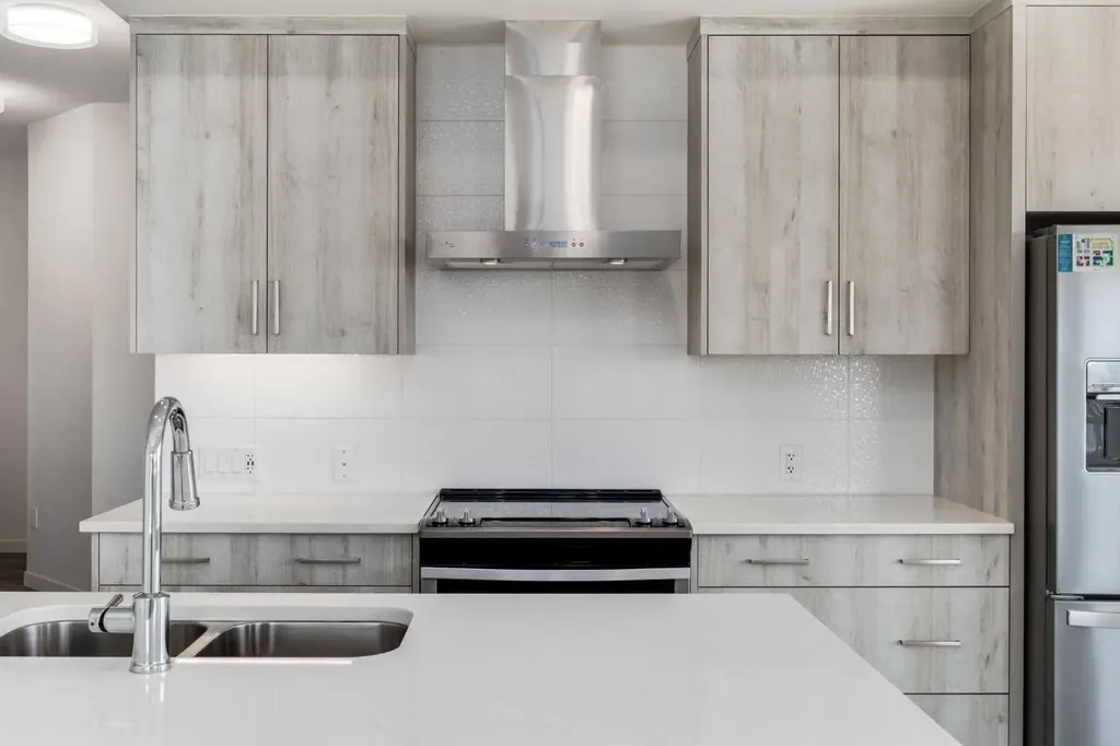 24 Mahogany Path SE Calgary AB T3M 3H6