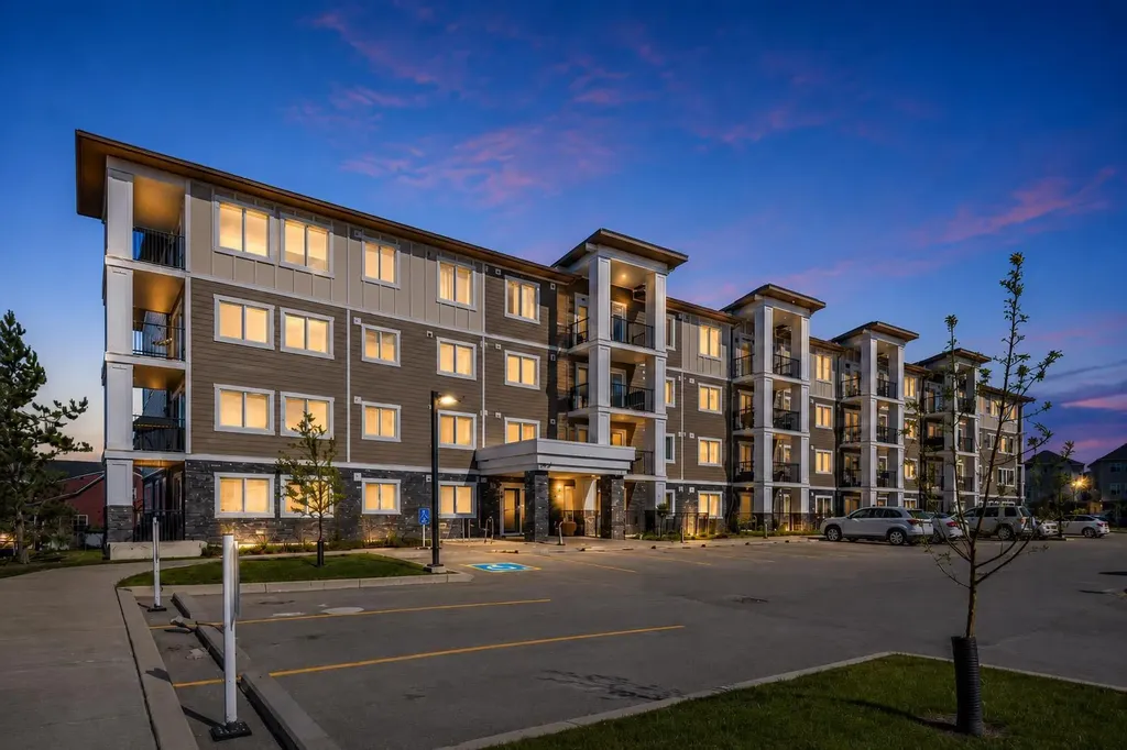450 Sage Valley Drive NW Calgary AB T3R 0V5