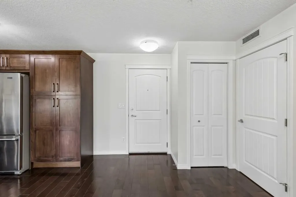 450 Sage Valley Drive NW Calgary AB T3R 0V5