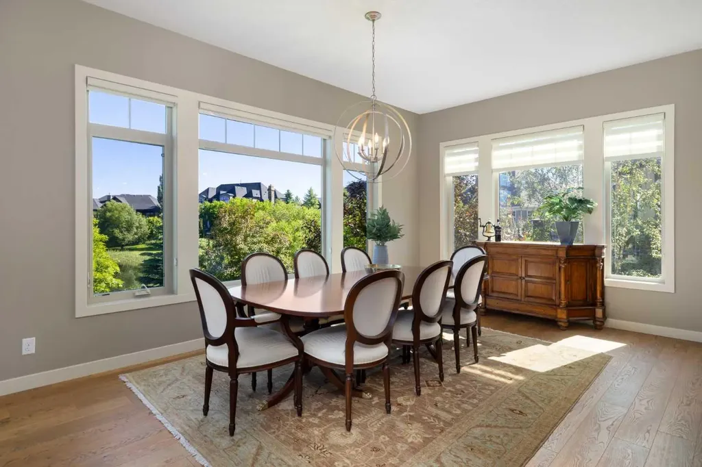 2 Heaver Gate Heritage Pointe AB T1S 4K1