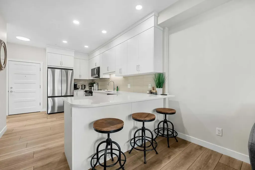 125 Wolf Hollow Crescent SE Calgary AB T2X 5W9