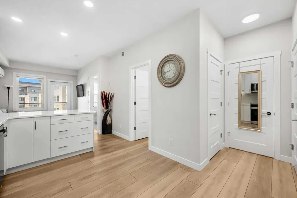 125 Wolf Hollow Crescent SE Calgary AB T2X 5W9