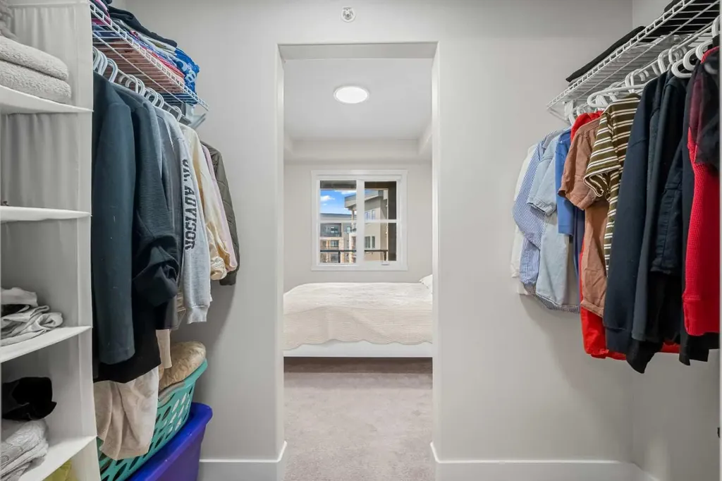 125 Wolf Hollow Crescent SE Calgary AB T2X 5W9