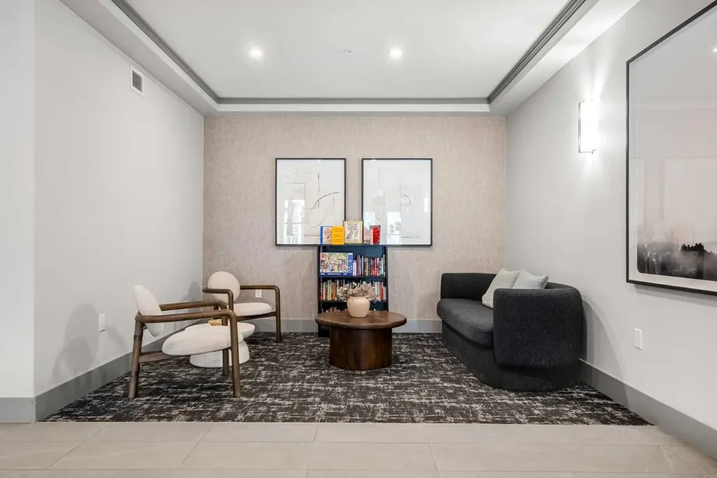 125 Wolf Hollow Crescent SE Calgary AB T2X 5W9